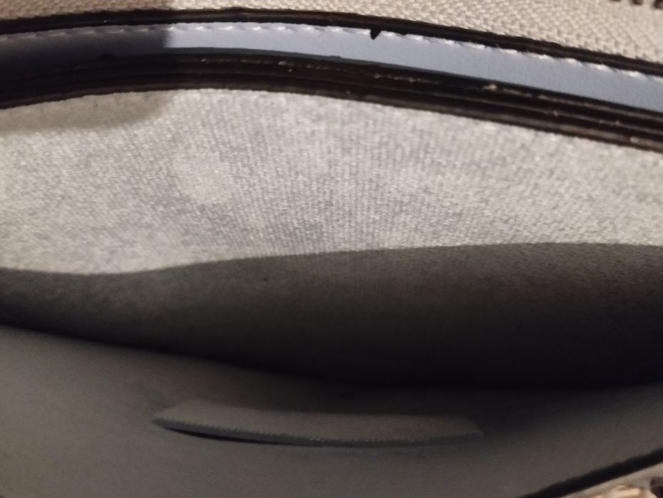 Geanta Valentino Garavani