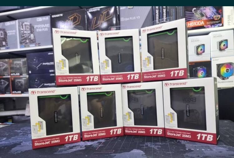 Внешние накопители жесткий диск Transcend Toshiba Seagate