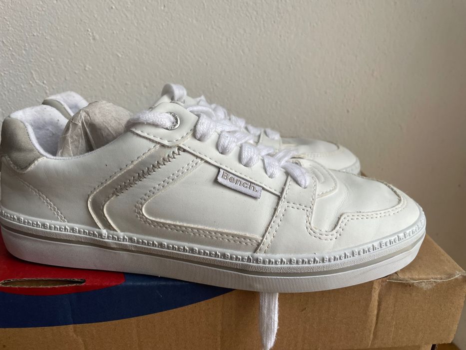 Bench кецове дамски