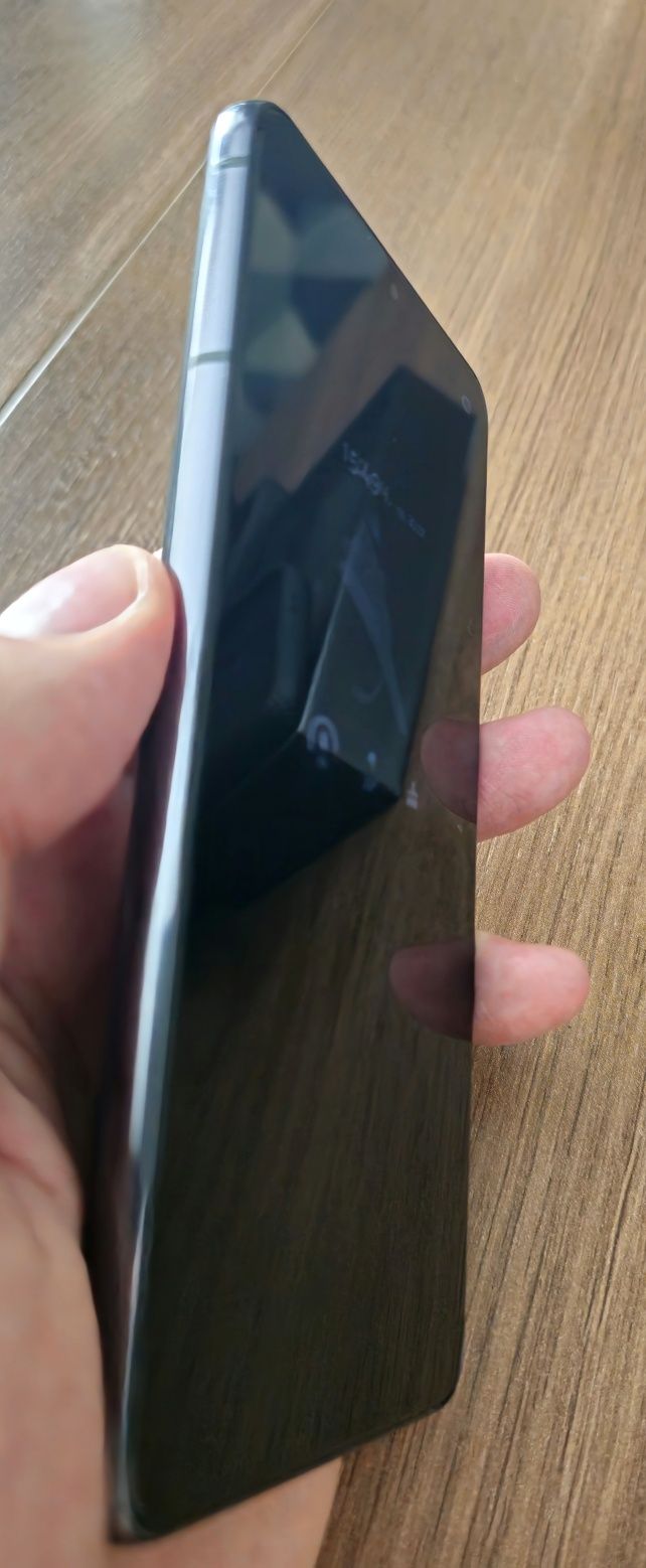 Samsung Galaxy S21 5G, 256 GB, Android 15,много запазен