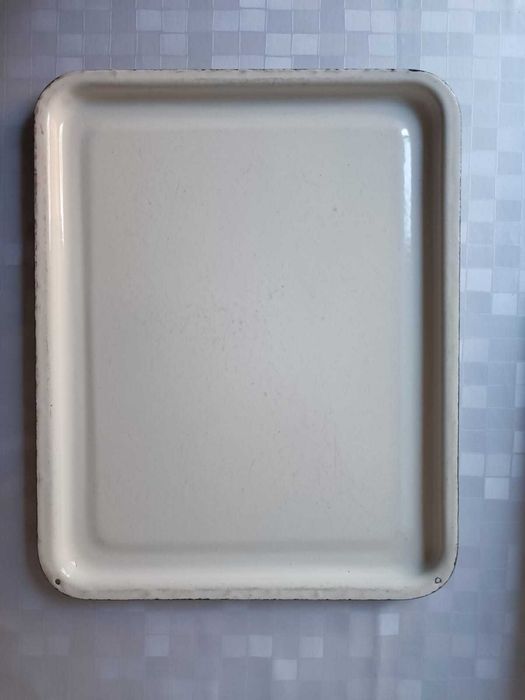 Продам противень эмалированный