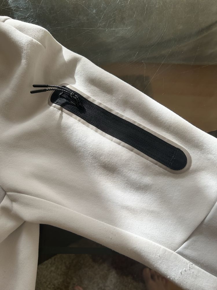 Nike tech fleece горнище