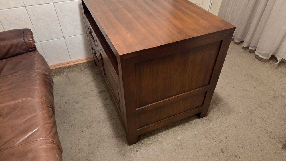 Mobila de living masa, canapea, canapea extensibila, comoda/scrin lemn