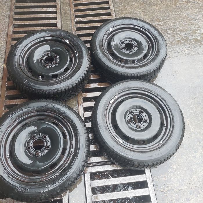 Продавам 4 броя оригинални стоманени джанти 15цола 5х112мм 5.5j mini