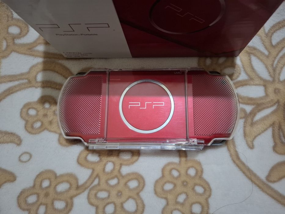 Sony PSP-3000 Red 4Gb