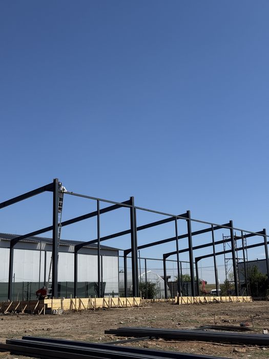 Vand structuri metalice