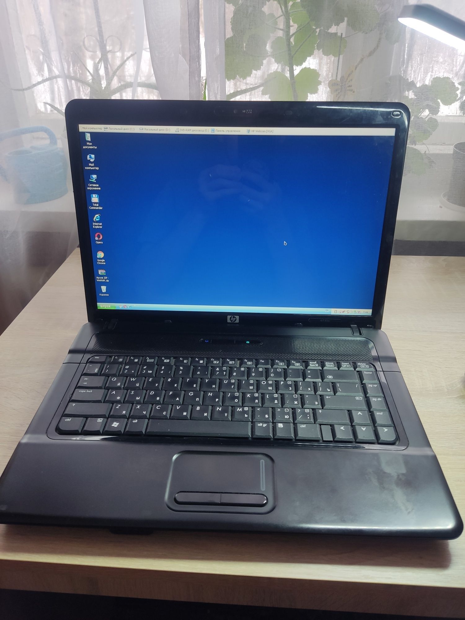 Продам рабочийHP Compaq 6735s