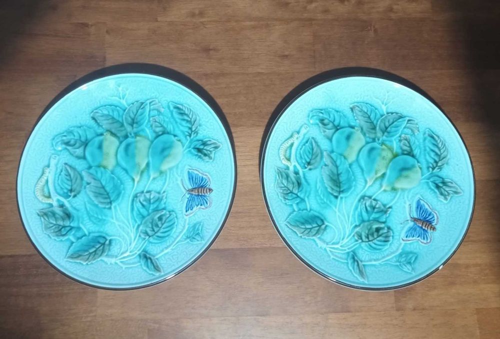 doua farfurii majolica