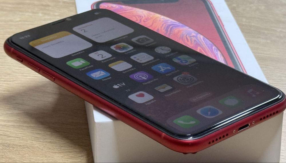 Iphone XR 64GB Red - Като Нов!!