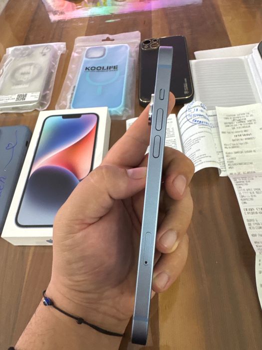 Iphone 14 plus като нов без драскотина