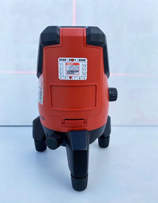 ЛИНЕЕН ЛАЗЕР Hilti PM4-M перфектен!