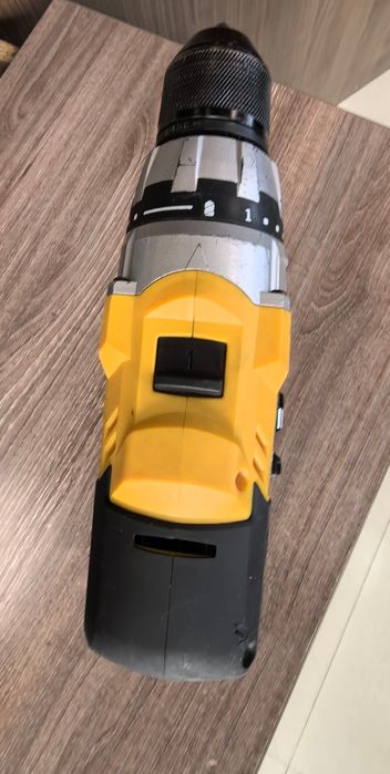 Акумулаторен винтоверт JCB 18DD-2X-E