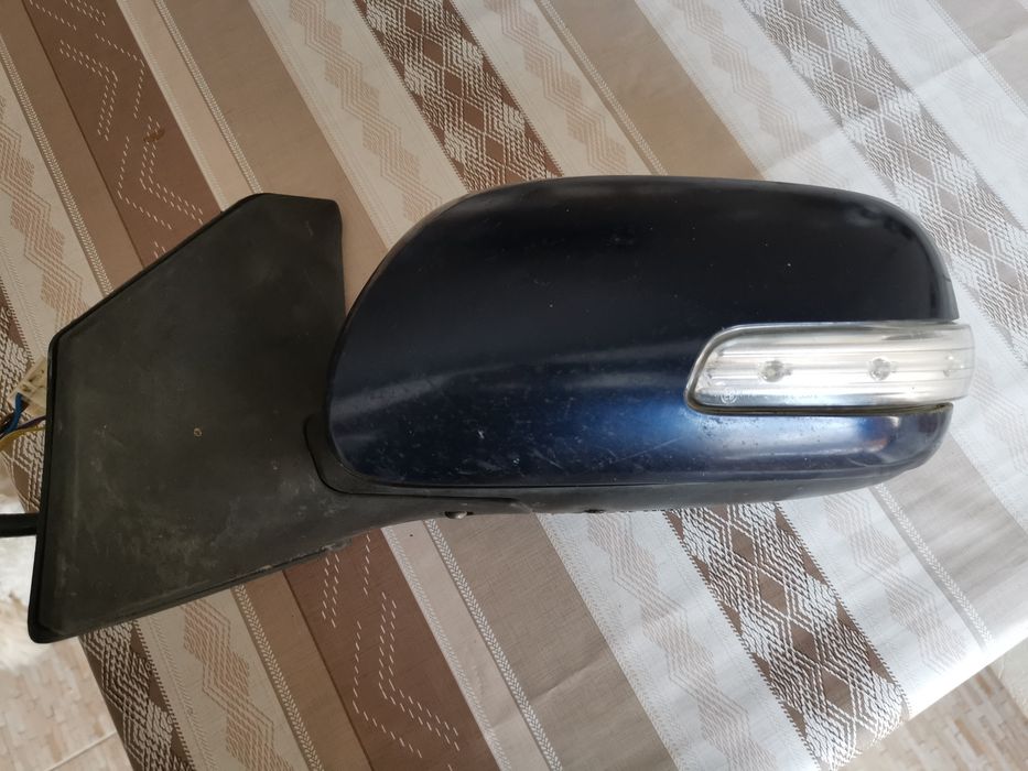 Oglindă Toyota Avensis T25
