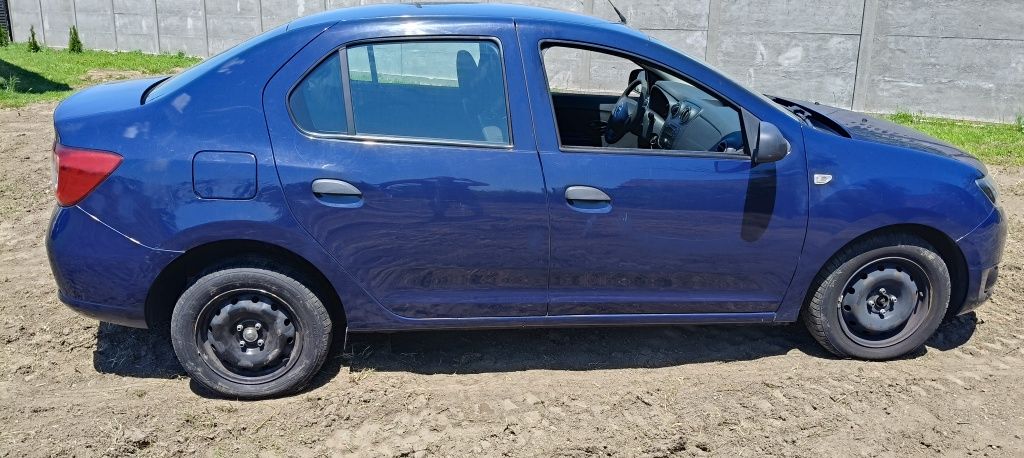 Logan 1.2 benzina. An 2015