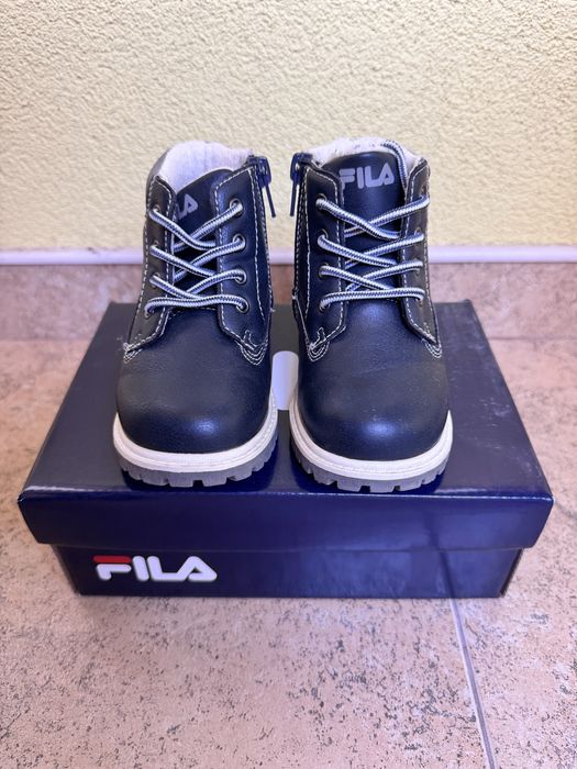 Бебешки кубинки Fila 22