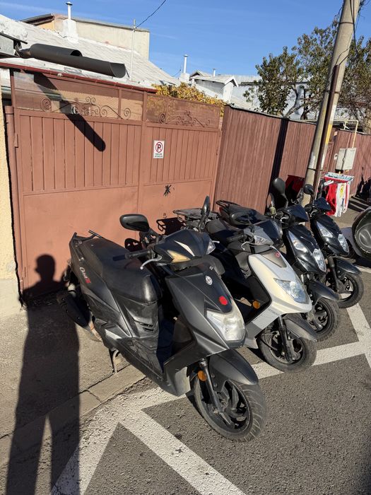 OCAZIE!Vand scutere SYM si KYMCO fara permis 25cm si cu permis 49