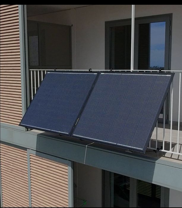 Panouri fotovoltaice pentru balcon la bloc
