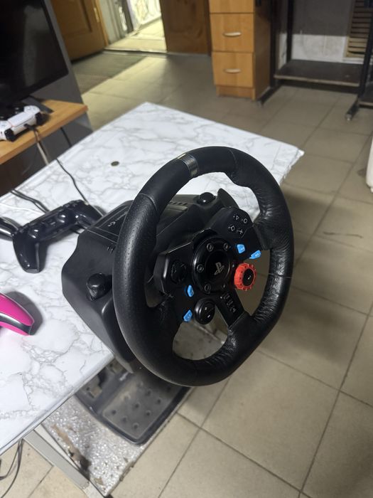 Игровой руль logitech