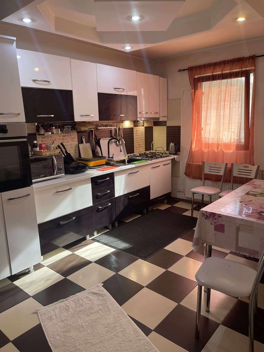 Casa de Vanzare