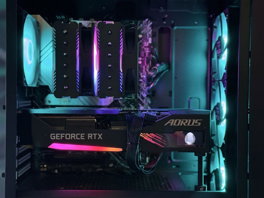 Геймърски Компютър i7-13700K 32GB RAM RTX3070TI Aorus Master