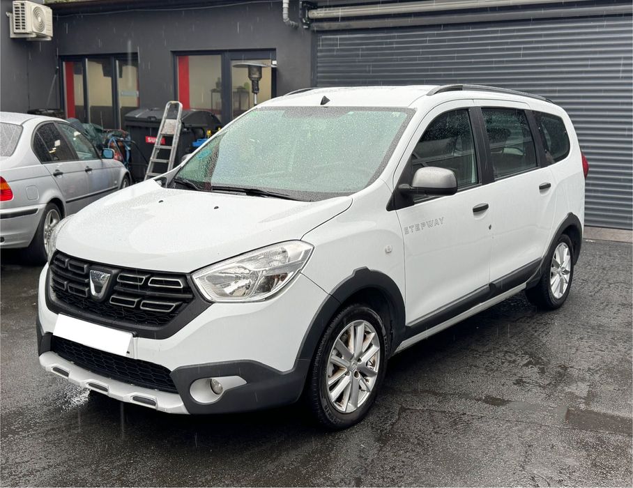DACIA LODGY STEPWAY 1.6 Diesel 7 Locuri