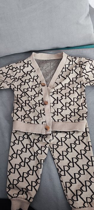 Отдам детские вещи