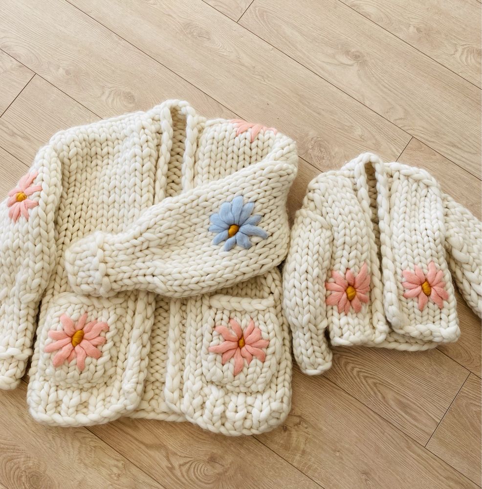 Set RedCardigans