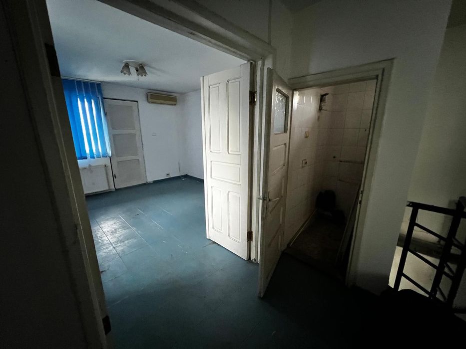 Închiriez casa Primărie sector 1 si Piață Victorie Gara de nord