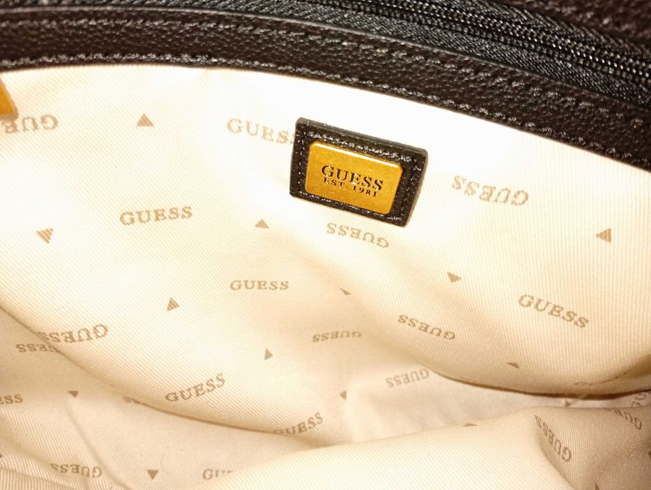 Чанта Guess оригинал