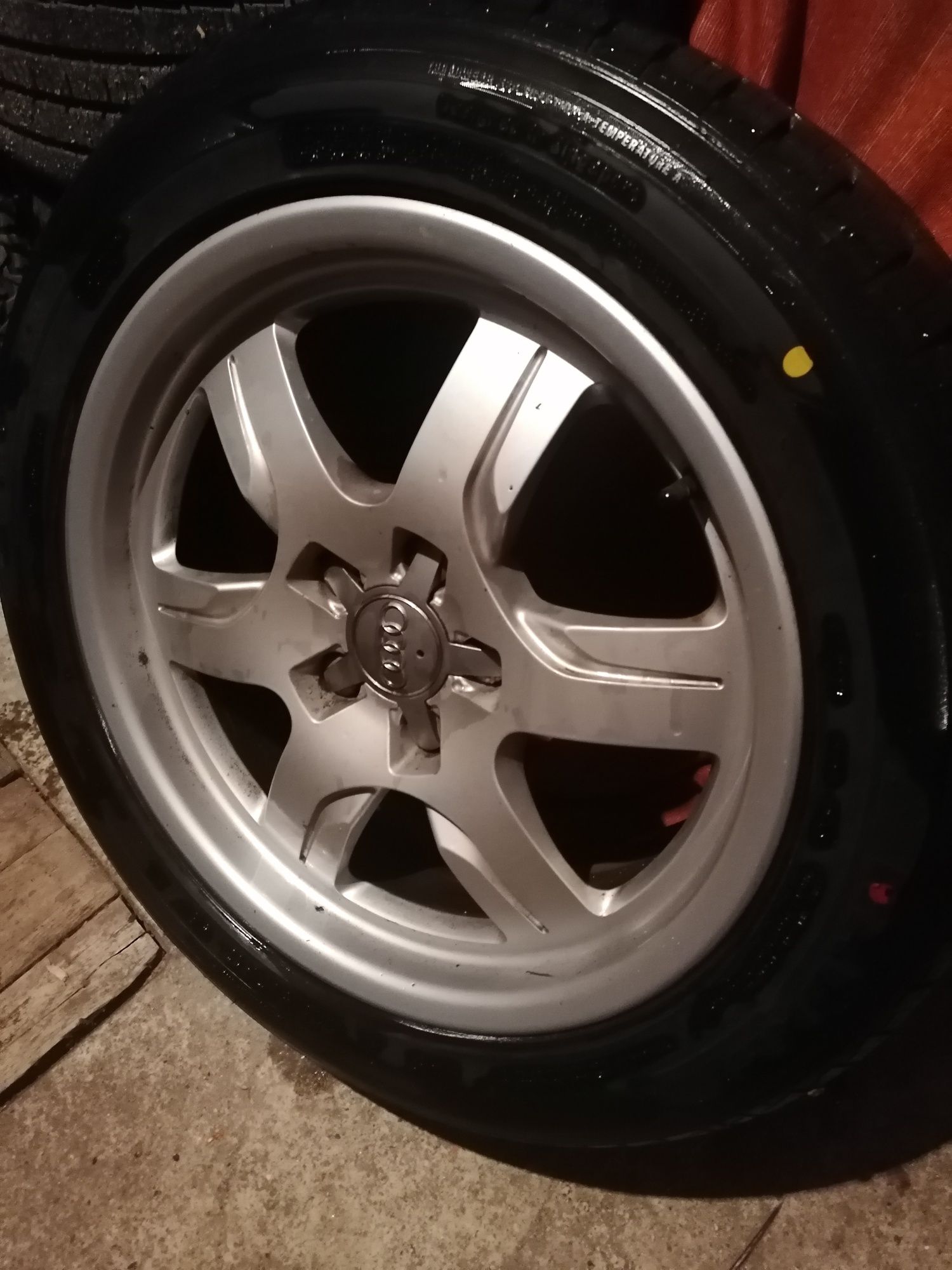 Джанти 17 със чисто нови зимни гуми