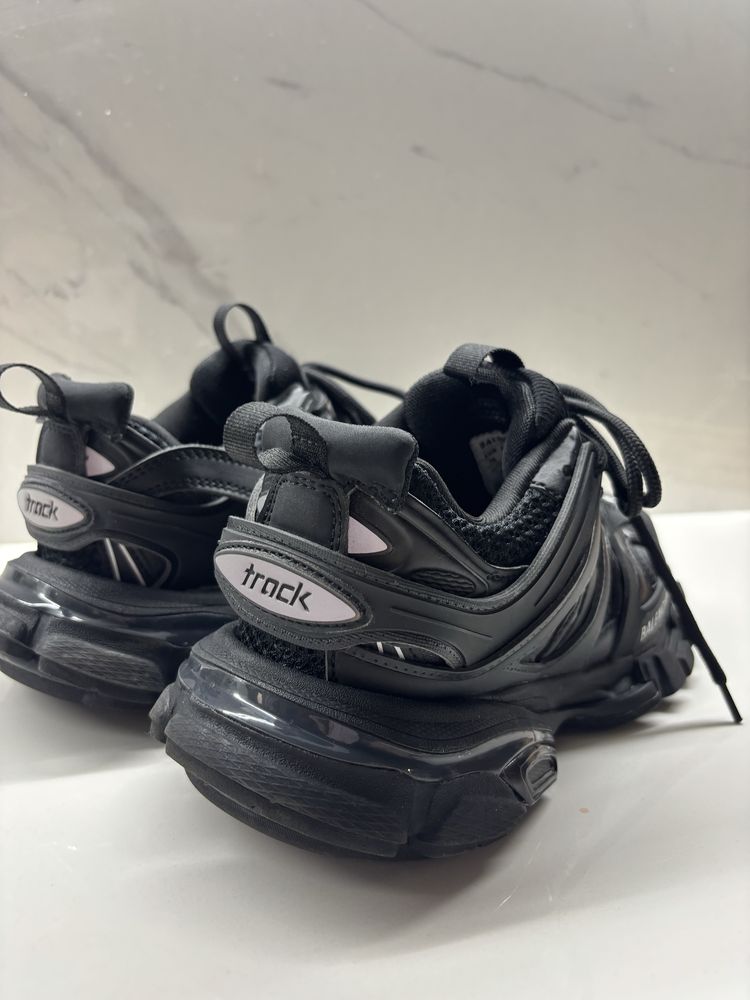 Обувки Balenciaga