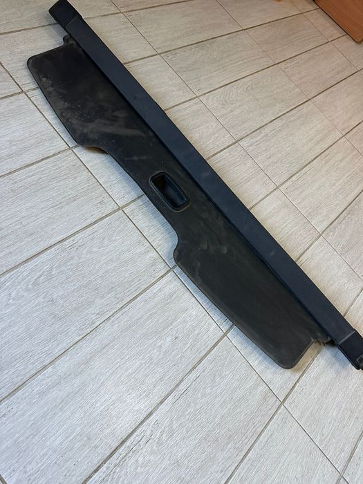 Продам шторку багажника