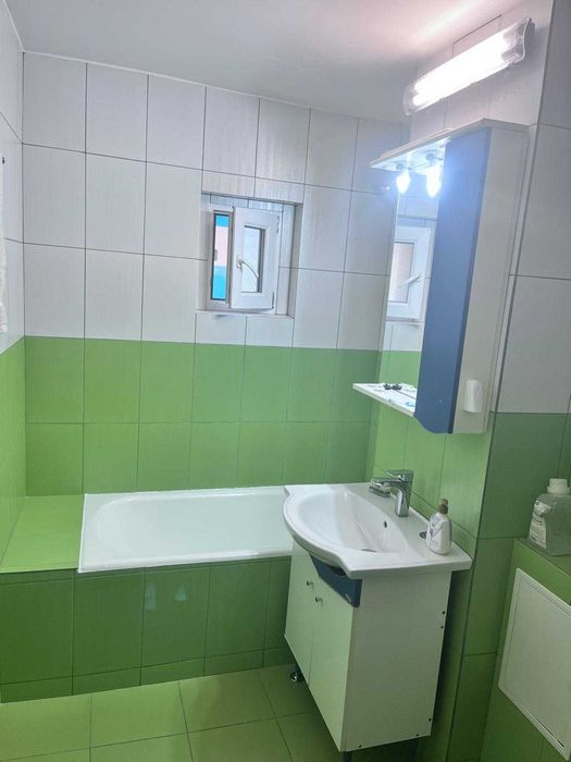 Inchiriere apartament  2 decomandate et 1 centrala Dezrobirii-Rovine