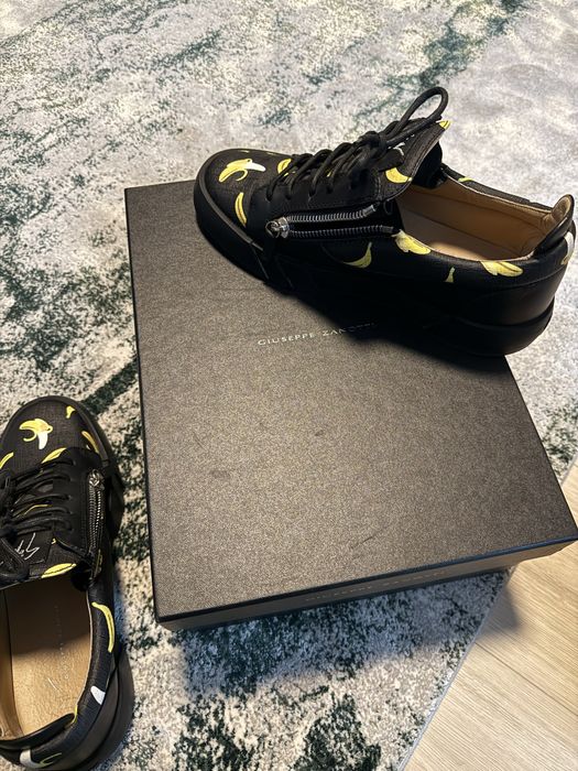 Vand adidasi Giuseppe Zanotti