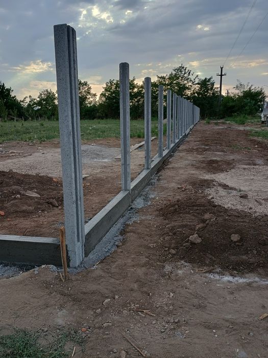 Gard din placi de beton
