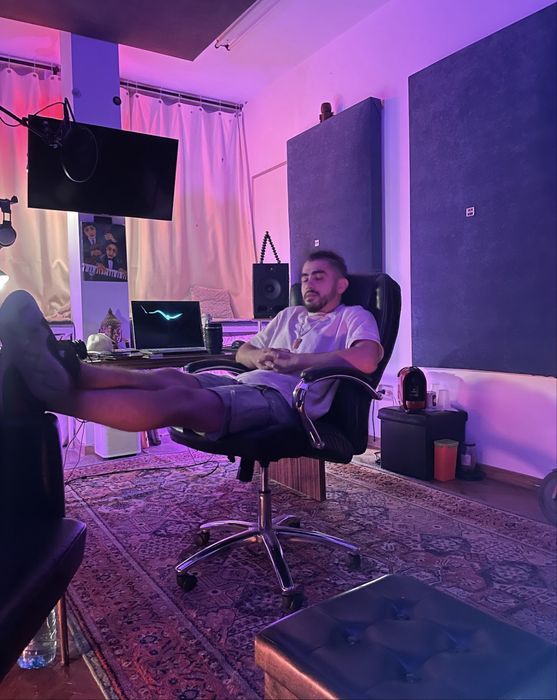 Studio metrou republica