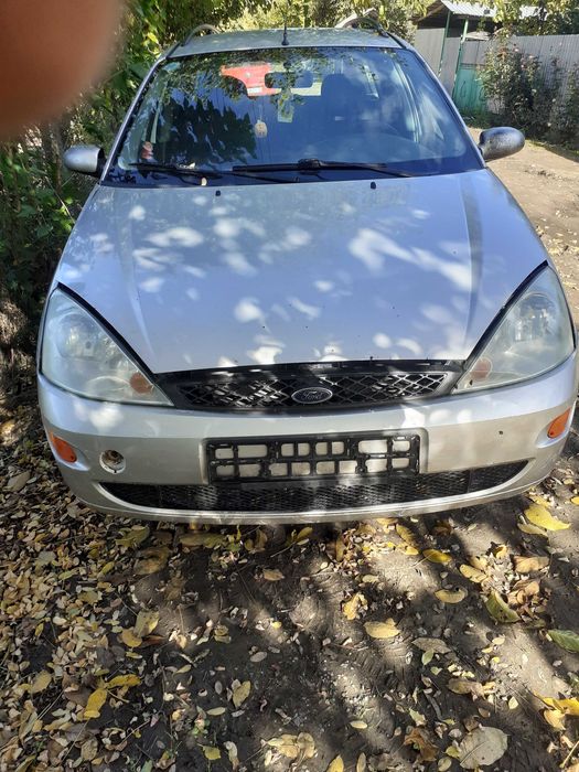Dezmembrez Ford Focus Mk1, 1.8 TDDI, 90 Cp , an 2003