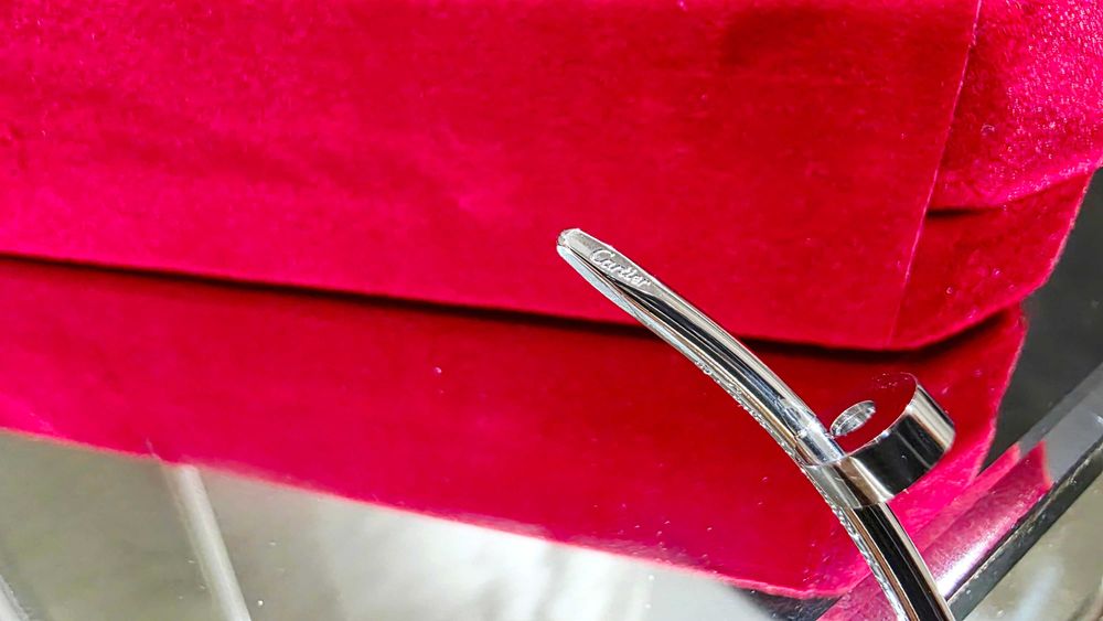 CARTIER Nail Juste un Clou Small Model Thin Silver Гривна Пирон