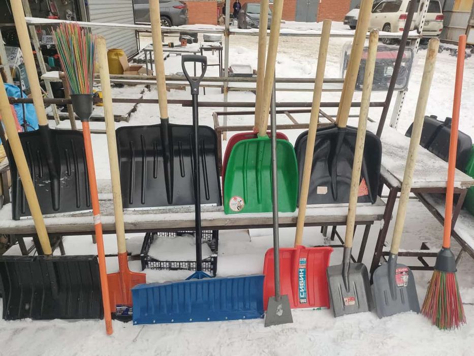 Продам лопаты снеговые