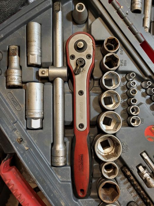 Гедоре Teng Tools TM111, 111 части, Метрични и Инчови