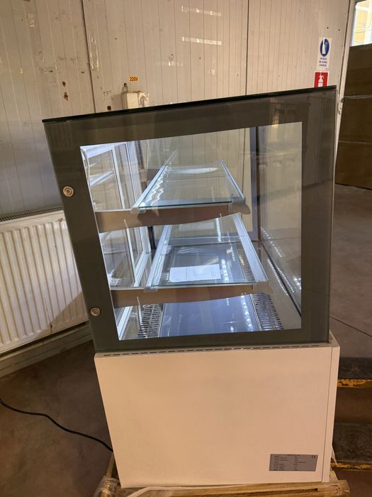 Vitrina rece de prezentare