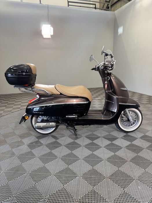 Vânzare Scuter Peugeot Django 50 cm³ – Stare Impecabilă