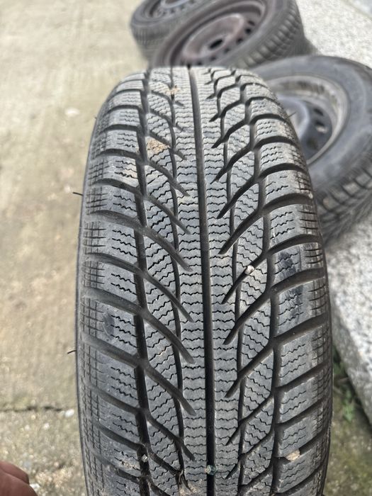 Джанти с гуми от рено клио 175/65/14