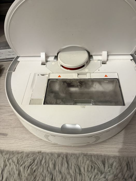 Roborock Q5 robot aspirator