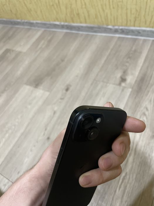 Продаю айфон 15,б/у