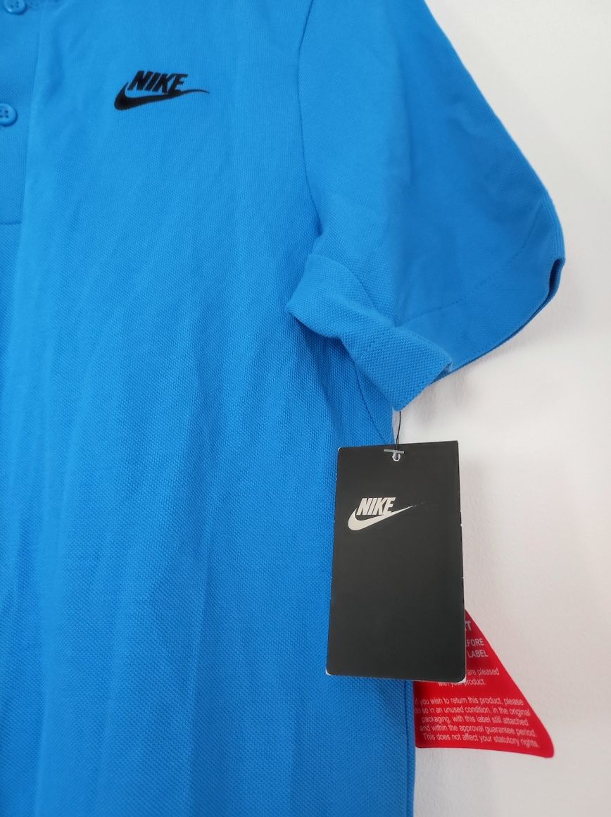 Tricou Nike nou cu eticheta