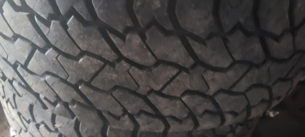 Продавам Гуми в много добро състояние