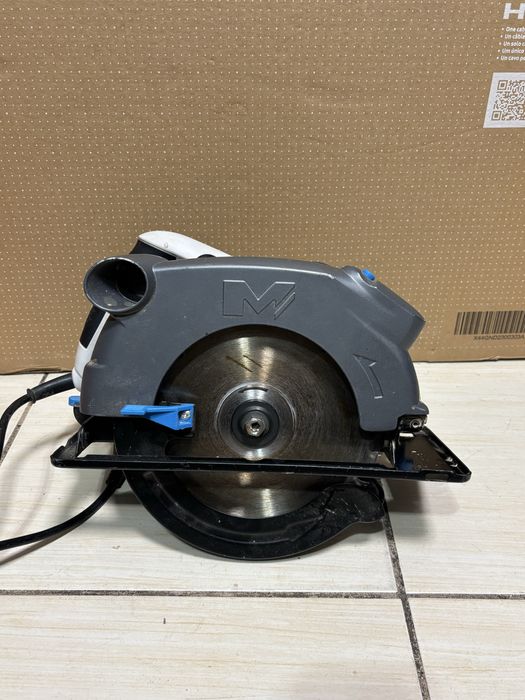 MDM vinde: Fierastrau Circular Mac Allister MSCS1500.
