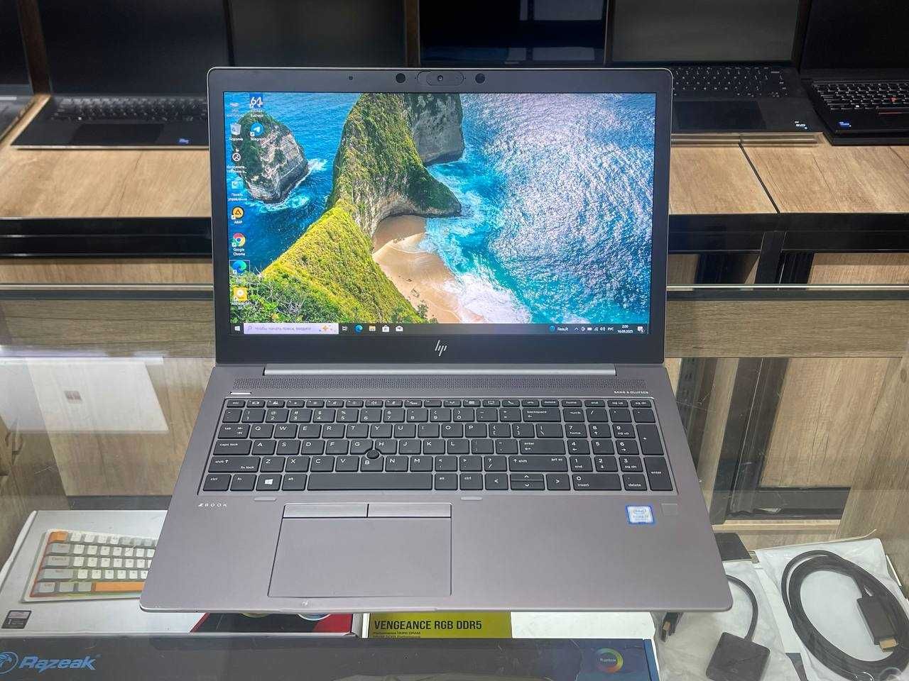 HP ZBook Intel Core i7-8665U озу16гб 256ssd Radeon Pro WX3200