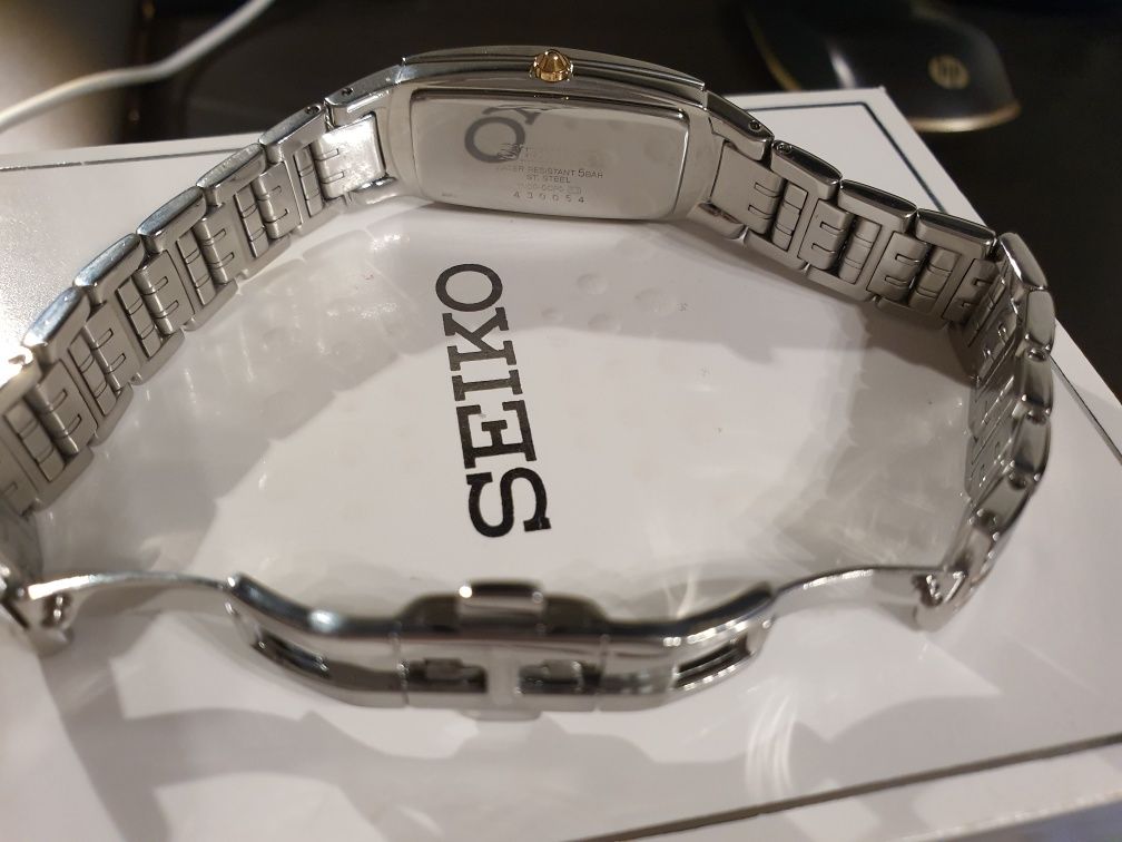 Продам женские наручные часы Seiko Vivace